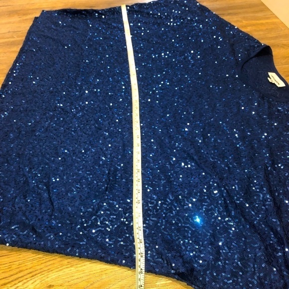CAROLINE Rose Metallic Blue Sequin Sequinned Draped Flowy Tunic Top OS Plus Size - Picture 7 of 8
